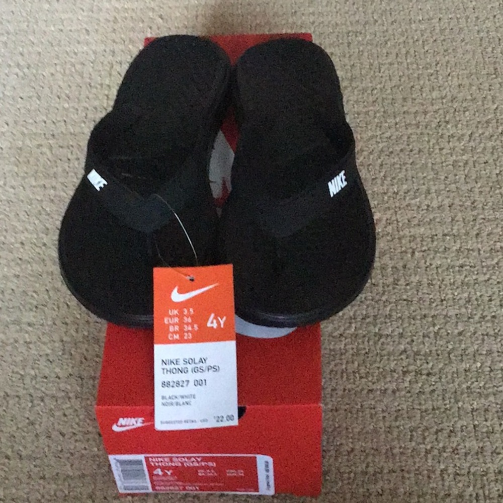 Nike Solay Thong